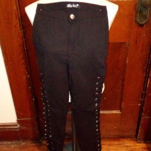Black E-girl pant